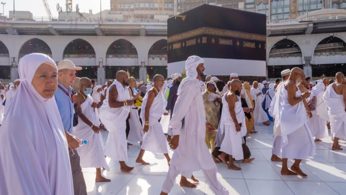 Pakej Umrah 2022/2023 Bersama Pasadana Travel & Tours